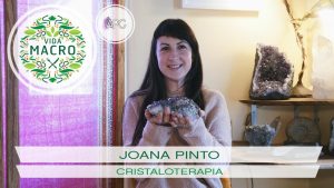 Read more about the article Joana Pinto // Cristaloterapia